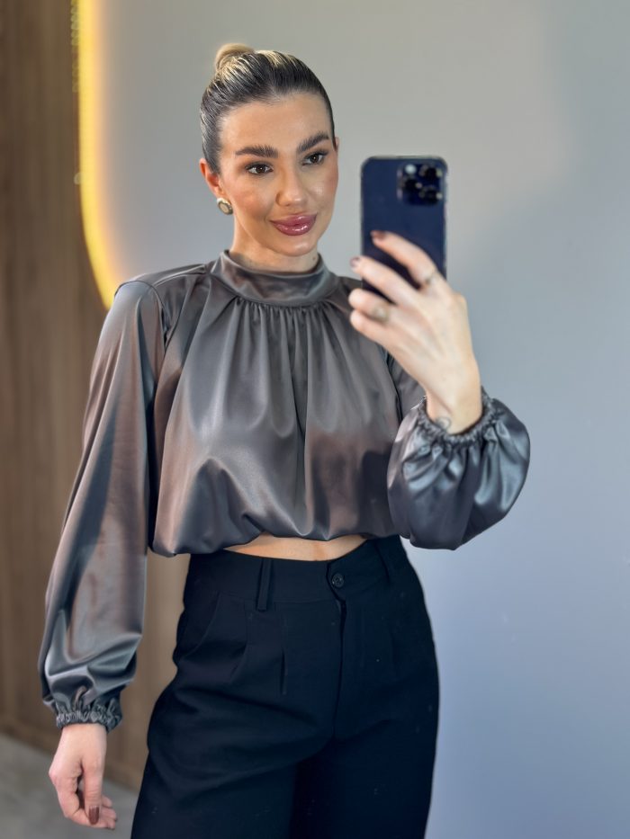 cropped cintia preto