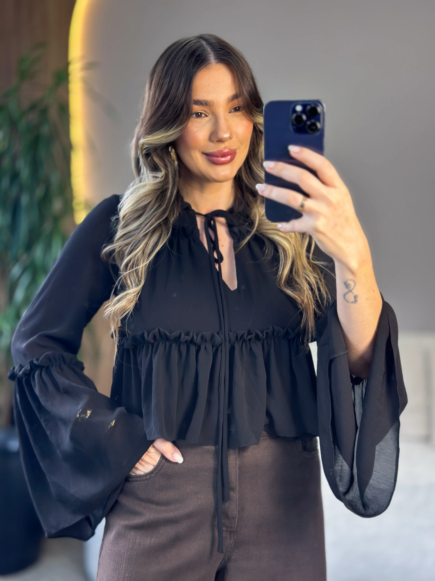 blusa esmeralda preto blusa esmeralda preto