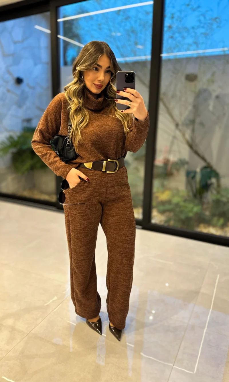 conjunto angelica marrom